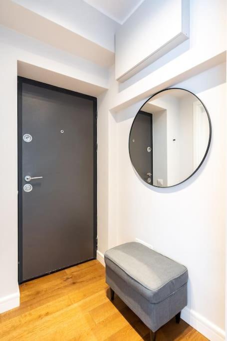 Stunning Views 2Br Midtown Flat - Charming Balcony Διαμέρισμα Βουκουρέστι Εξωτερικό φωτογραφία